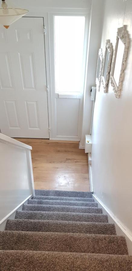 61 Baker Street Appartement Luton  Buitenkant foto