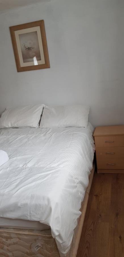 61 Baker Street Appartement Luton  Buitenkant foto