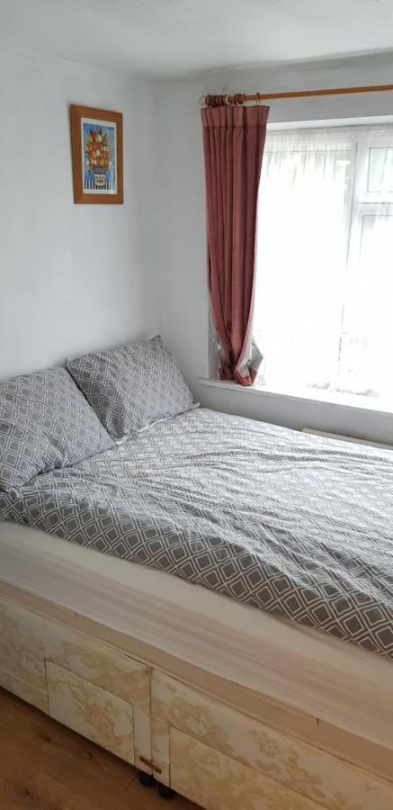 61 Baker Street Appartement Luton  Buitenkant foto